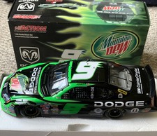 2005 Kasey Kahne #9 Mountain Dew 1/24 Dodge Charger Action 1 of 432 NASCAR