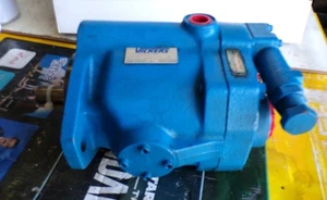 Eaton Vickers PVB10-RSY-41-C-12 Hydraulic Axial Piston Pump 3000psi 10gpm New - Picture 1 of 14