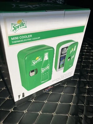 Mini refrigerador refrigerador Coca-Cola Sprite Koolatron SP04 frío y caliente (CA y CC) Foto 1 de 3