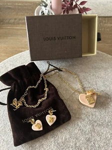 Louis Vuitton Kette und Ohrringe Rosa Herz Vintage - Bild 1 von 9
