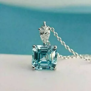 Ciondolo taglio Asscher diamante blu 5 ct. con grande lucentezza e lucentezza certificata - Foto 1 di 3