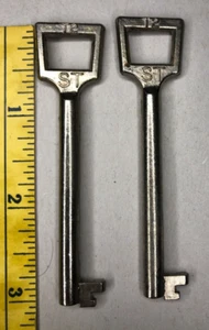 Vintage 3" Seth Thomas Winding Clock Key Set ST T2 #3 - Picture 1 of 5