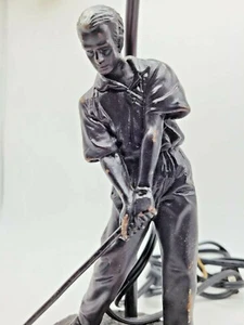 VINTAGE HEAVY (5LBS.) BRONZE BRASS METAL GOLFER DESK LAMP 17.5" TALL - WORKING - Picture 1 of 8