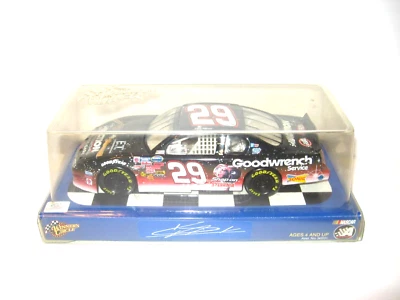NEW Kevin Harvick 29 Chevrolet Monte Carlo E.T. Goodwrench Diecast Race Car 1:24 - Image 1 of 3