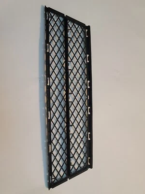 08-10 BMW E60 525i 530i 535i parachoques delantero central rejilla inferior OEM 7178115 Foto 1 de 4