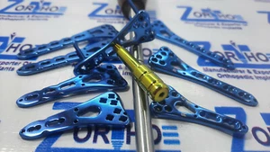 Distal Radius Volar Locking plates 2 to 5 holes L &R & screws Set of 86 pcs TT - Picture 1 of 8