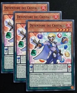 Set 3 Carte : DETENTORE DEI CRISTALLI Comune in Italiano SDCB-IT010 YUGIOH - Foto 1 di 1