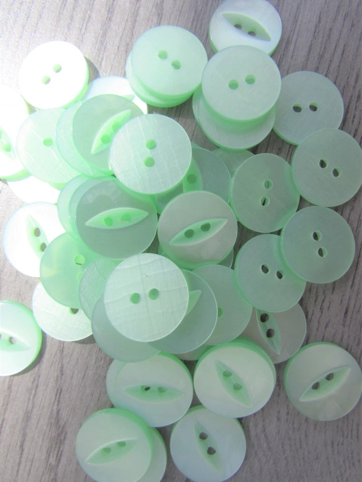 11mm & 19mm Buttons Mint Green Fisheye  Buttons 2 Hole Pks 10, 20, 50, 100 - Image 1 of 1