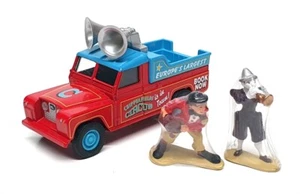 Corgi 1/43 Scale 07202 Land Rover Public Address & Clowns - Chipperfields Circus - Picture 1 of 5
