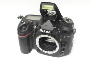 Nikon D7100 Gehäuse / Body 19897 Auslösungen D 7100 gebraucht - Bild 1 von 17