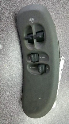 INTERRUPTOR PUERTA DELANTERA IZQUIERDA CONDUCTOR SE ADAPTA 01-07 CARAVANA 66465 Foto 1 de 4