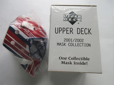 Patrick Roy 2001 - 02 Upper Deck 面具系列蓝色笼子蒙特利尔加拿大人  — 第 1/4 张图片