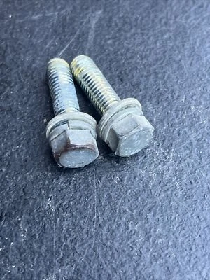 YAMAHA TRI Z 250 REAR BRAKE CYLINDER BOLTS OEM - Изображение 1 из 3