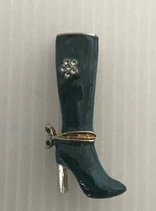 Broche bota alta esmaltado verde - Imagen 1 de 4