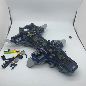 LEGO Marvel Avengers Helicarrier (76153) senza minifigure e NON COMPLETO - Foto 1 di 5