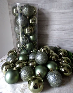 24 Weihnachtskugeln-grün matt/Glanz/Glitter-Baumschmuck-Christbaumkugeln-6 cm - Bild 1 von 7