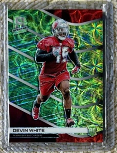 PANINI SPECTRA 2019 VERDE NEON /35 DEVIN BIANCO RC - Foto 1 di 2