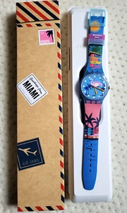 NIB Swatch MIAMI VIBES GREETINGS FROM MIAMI Exclusive Destination Watch SUOZ230 - Photo 1 sur 9