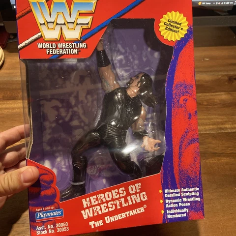 WWF 1997 The Undertaker Heroes Of Wrestling Action Figure Playmates Toys NIB Cover