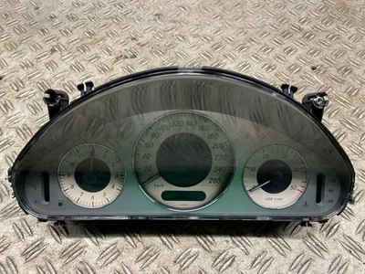 90105 Velocímetro MERCEDES-BENZ Clase E Combi (S211) A2115402548 Foto 1 de 4