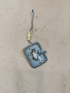 89-98 Suzuki Sidekick Geo Tracker Dome Light Overhead Map Lamp OEM Gray 94 93 92 - Picture 1 of 2