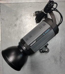 NEEWER S300N Studio Monolight Stroboskop 300W Blitzlicht (z5181) - Bild 1 von 9