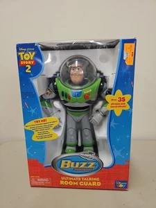 Disney Pixar Buzz Lightyear Ultimate guardia sala parlante con supporto vintage  - Foto 1 di 18