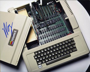 Steve Woz Wozniak SIGNED 8x10 PHOTO Co-Founder APPLE II COMPUTER AUTOGRAPHED Steve Woz Wozniak SIGNED 8x10 PHOTO Co-Founder APPLE II COMPUTER AUTOGRAPHED