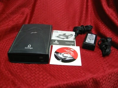 Iomega External Drive CD-RW / CD-R USB CDRW55292EXT 52X - Image 1 of 4