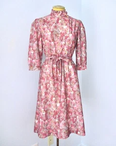 Vtg 70s Pink Gray Feathers Chiffon Secretary Dress Hi Ruffle Neck Asym Buttons S - Picture 1 of 6