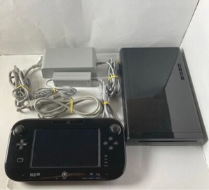 Nintendo Wii U 32GB Black Gaming Console Gamepad WUP-010(01)  CABLES Japan ver
