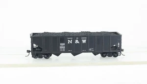 HO Scale Roundhouse Norfolk & Western 3 Bay Rib Side W/ Load & Kadees N&W 22624 - Picture 1 of 7