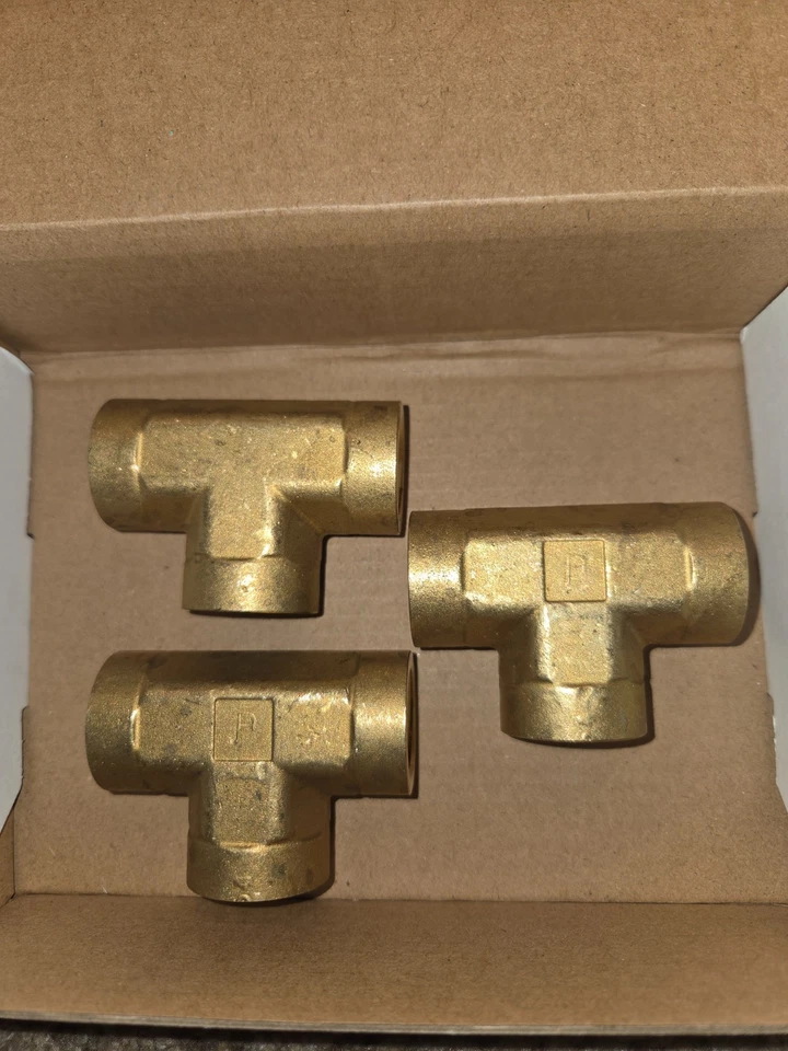 Parker 8-8-8 Ft-B Hex Tee Brass Pipe Fitting, 1/2 In Female Npt X 1/2 In Female - Image 1 of 1