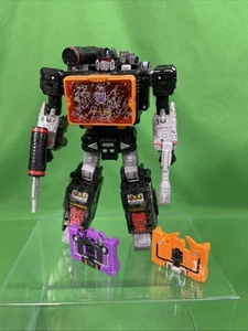 Transformers Siege Soundblaster complete Hasbro WFC Generations w Tapes - Picture 1 of 5