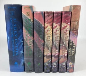 Harry Potter 1,2,3 & 5 Hardcover Books Lot of 7 - Foto 1 di 7