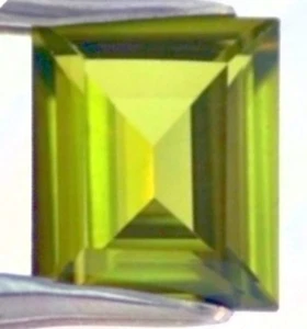 MAN MADE SYNTHETIC PERIDOT 8 x 6 MM BAGUETTE CUT OUTSTANDING COLOR AAA - Picture 1 of 1