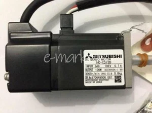 NUEVO UNO Servomotor Mitsubishi HC-KQ13D - Imagen 1 de 1
