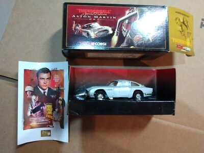 JAMES BOND THUNDERBALL LIMITED EDITION SPY GUISE ASTON MARTIN - Image 1 of 4