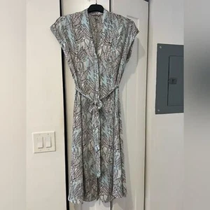 H&M Leaf Print V Neck Sleeveless Wrap Dress Size 6 - Picture 1 of 5