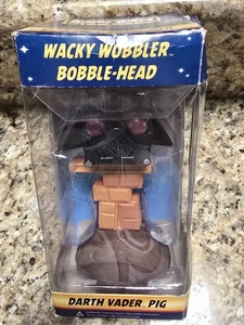 Funko Wacky Wobbler Angry Birds Darth Vader Pig 2012 De colección NUEVO - Imagen 1 de 7