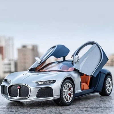 1:24 Scale Bugatti Atlantic in Silver / Blue Diecast Model with 2 Suitcases - Image 1 of 4