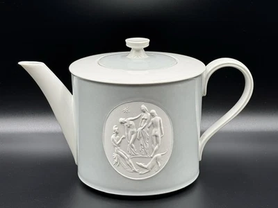 KPM Royal Berlin ARCADIA Arkadia Pattern Gray & White Porcelain Teapot - Image 1 of 4