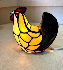 Vtg Tiffany Style Hen Lamp Stained Glass Mosaic Art Chicken Farmhouse Decor - Picture 1 of 11