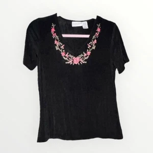Jaclyn Smith Vintage Black Shimmer Sparkly Floral Embroidered V-Neck Tee Medium - Picture 1 of 3