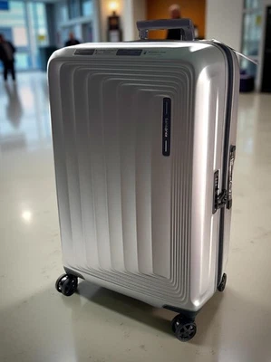 Samsonite Hartschalen- Trolley NUO Spinner 69/25 EXP Koffer 79/86 Liter/ 3,20 kg - Bild 1 von 4