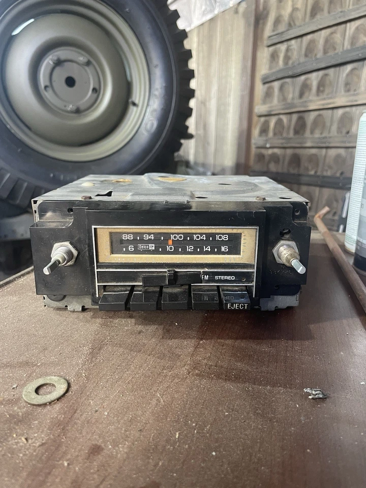 78-82 CORVETTE C3 调幅/调频 8 轨立体声收音机组件 原始设备制造商 16009451 — 第 1/4 张图片