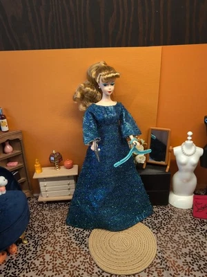 Vestido de Pestañas Vintage Barbie Clon Premier Togs Azul Metálico, Zapatos, Bolso sin Mano + Foto 1 de 4