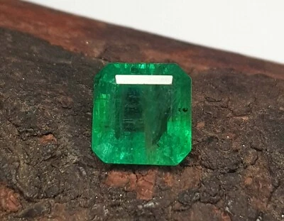 2.15 Ct Natural Certified Emerald Square Shape Green Zambian Loose Gemstone - Image 1 of 4