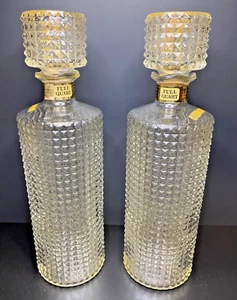 2 Vintage Four Roses Whiskey Decanters Glass Bottles w/ Stoppers & Labels Empty - Picture 1 of 13
