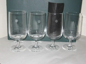 Pan Am Airline Stemmed Wine Glasses 1st Class SET OF 4 From Fresh Case - Picture 1 of 3